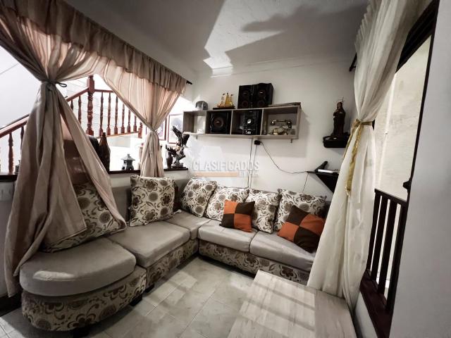 Casas, Venta en Brisas de los Álamos