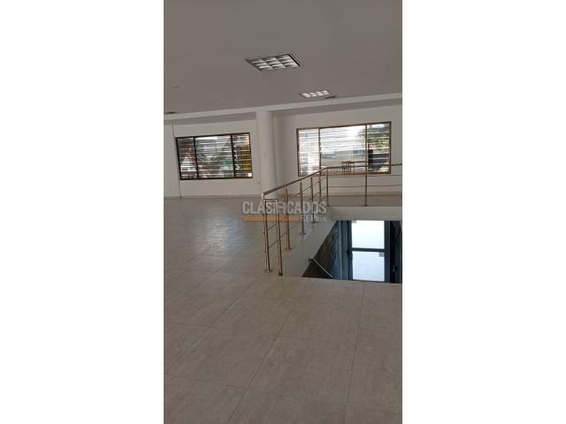 Oficinas y Consultorios, Alquiler en Santa Mónica Norte