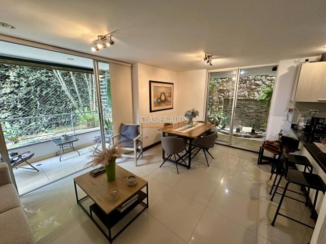 Apartamentos, Venta en Altos de Santa Teresita