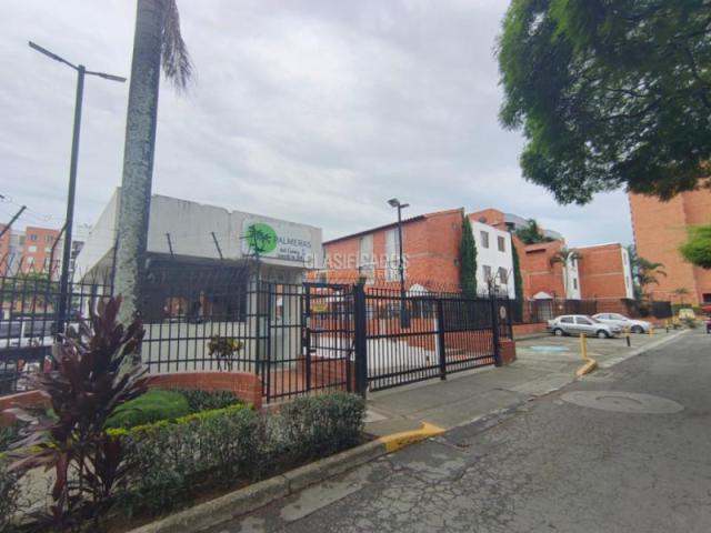 Casas, Alquiler en Caney
