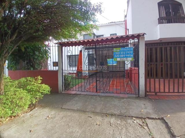 Casas, Alquiler en Urbanización La Merced