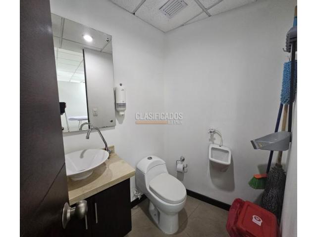 Oficinas y Consultorios, Venta en Chipichape