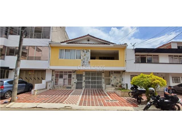 Casas, Venta en El Limonar