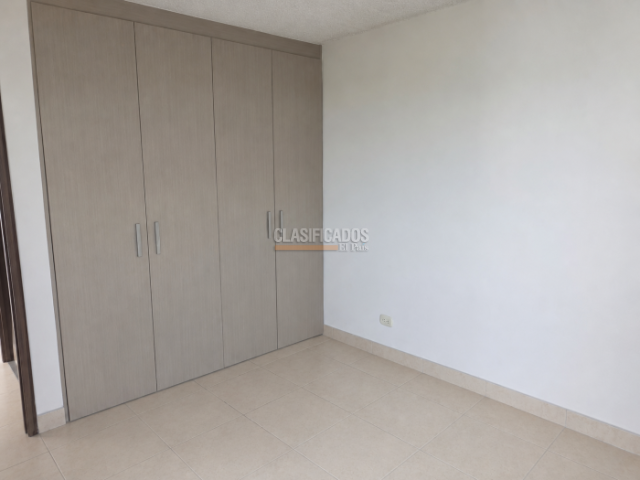 Apartamentos, Venta en Yumbo