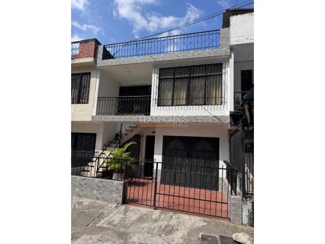 Casas, Venta en Nueva Floresta