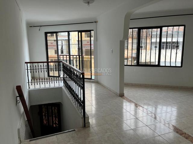 Apartamentos, Alquiler en Floresta Vieja