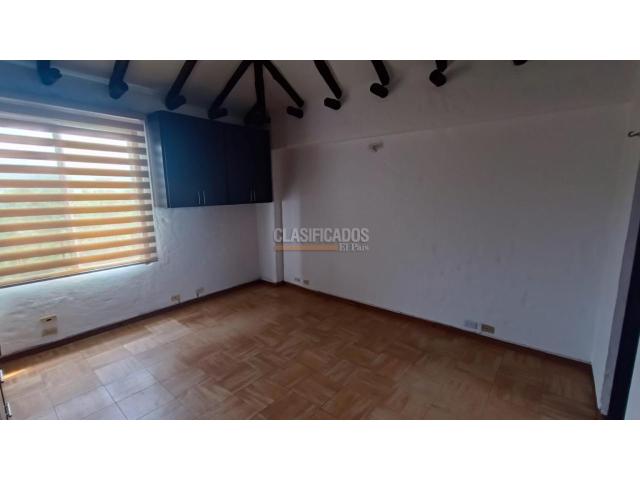 Apartamentos, Venta en Las Quintas de Don Simón