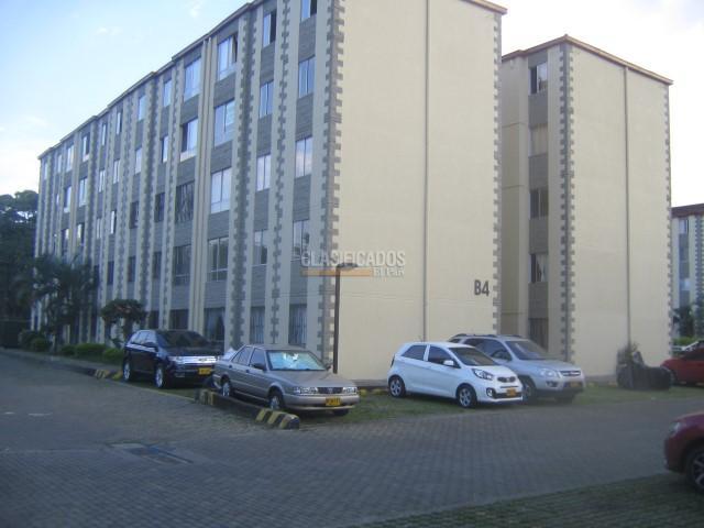 Apartamentos, Venta en Prados del Limonar