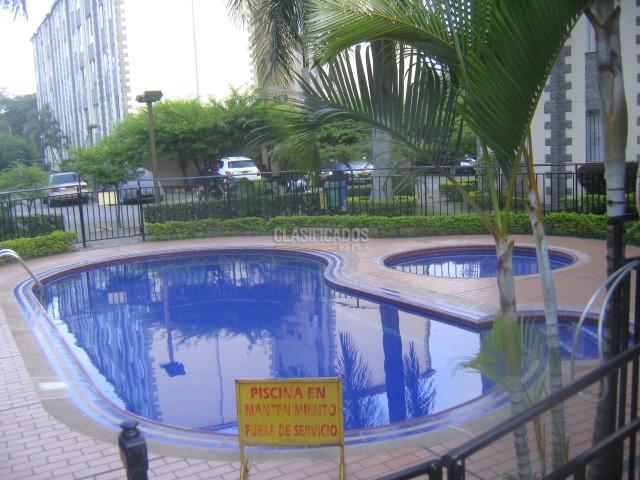 Apartamentos, Venta en Prados del Limonar