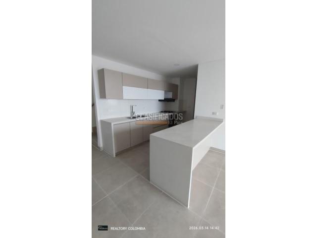 Apartamentos, Venta en Valle del Lili