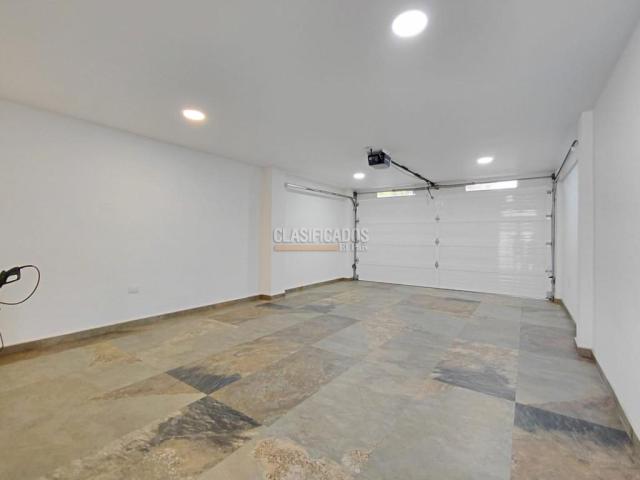 Casas, Venta en La Flora