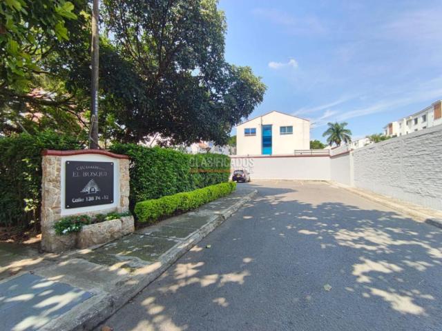 Casas, Alquiler en Las Quintas de Don Simón