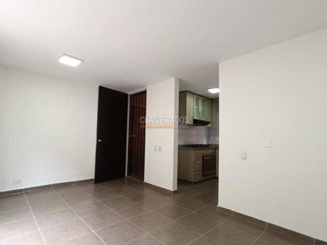 Apartamentos, Alquiler en Menga