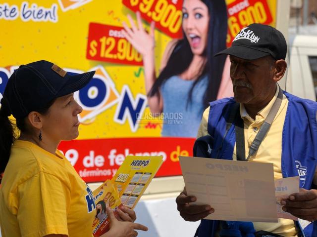 ENTREGA DE VOLANTES EN BOGOTÁ
