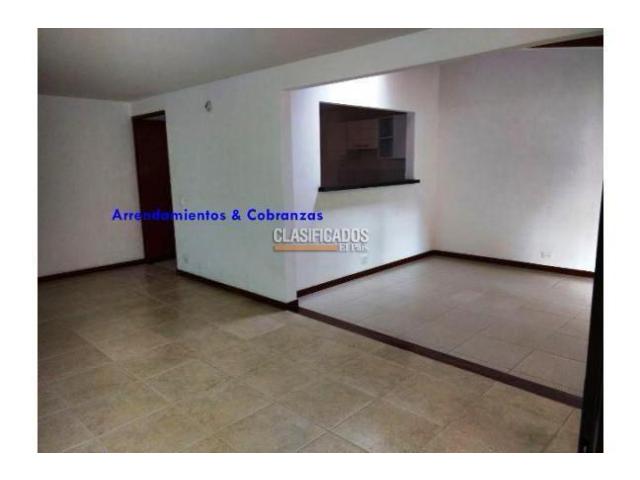 Casas, Venta en Ciudad Jardín