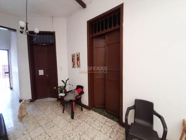 Casas, Venta en San Cayetano