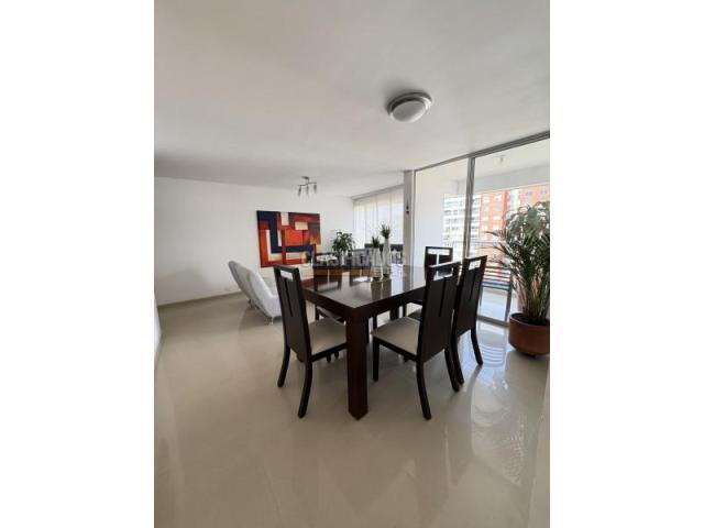 Apartamentos, Venta en Ciudad Jardín