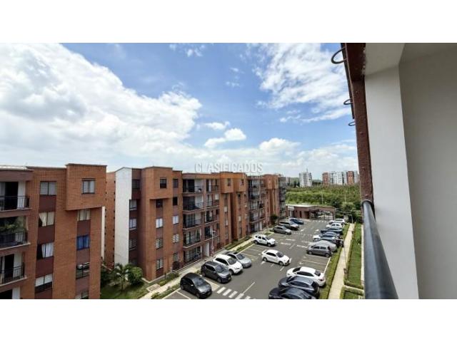 Apartamentos, Venta en Valle del Lili