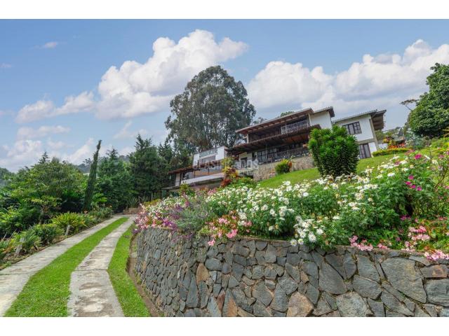Fincas y Casas Campestres, Venta en Yumbo