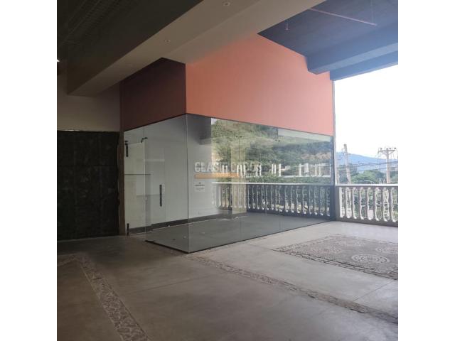Locales y Bodegas, Alquiler en Giron