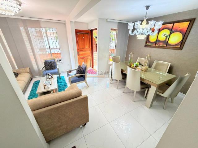 Casas, Venta en Valle del Lili