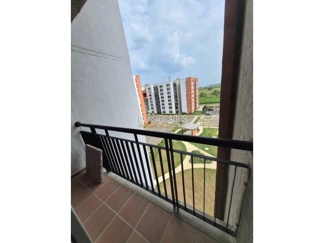 Apartamentos, Alquiler en Ciudad Pacifica