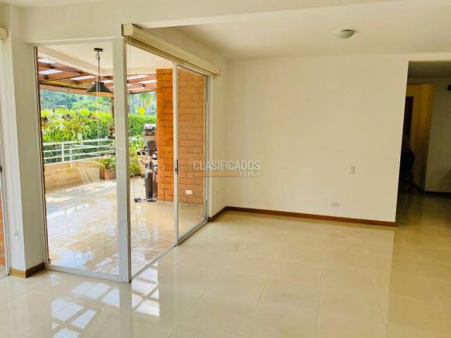 Apartamentos, Venta en Ciudad Jardín