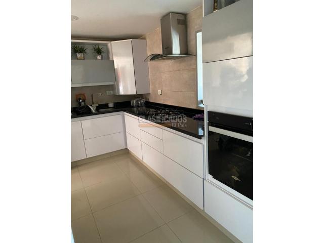 Apartamentos, Venta en Cristales