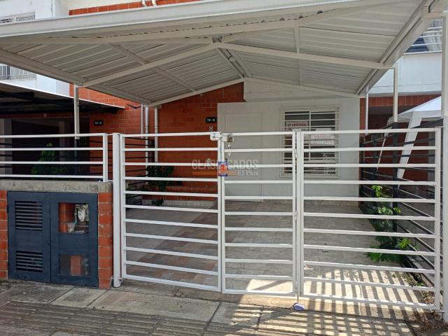 Casas, Venta en Ciudad Pacifica