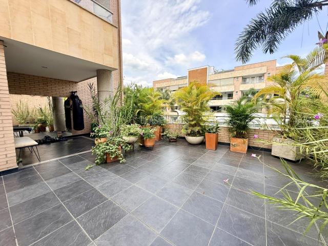 Apartamentos, Venta en Pance