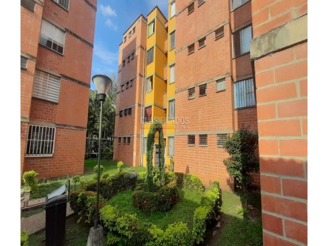 Apartamentos, Venta en Salomia