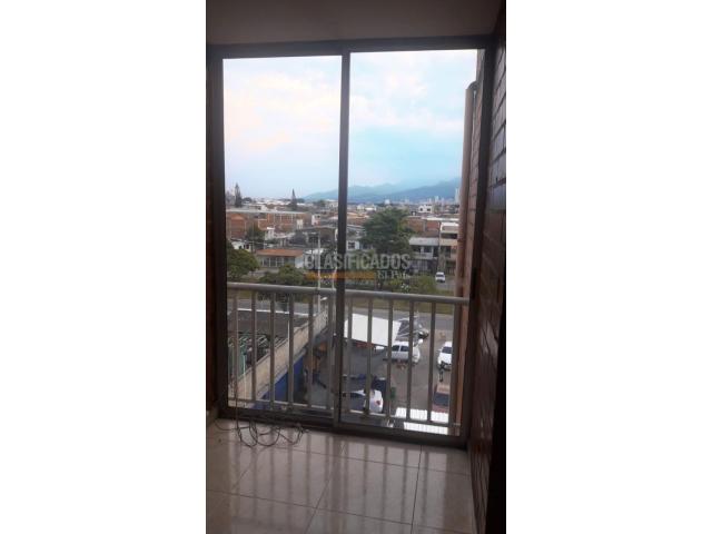 Apartamentos, Venta en Flora Industrial