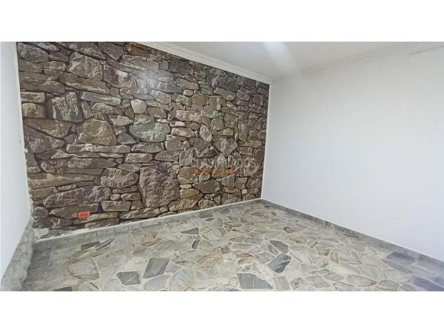 Casas, Alquiler en La Flora