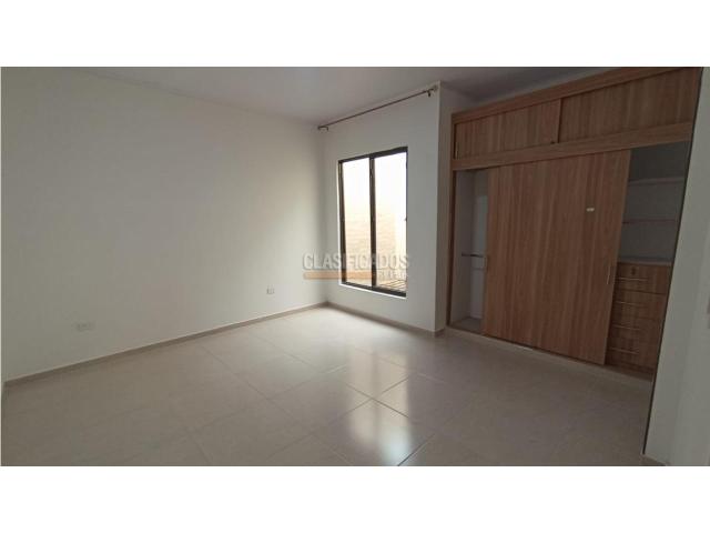 Casas, Alquiler en Prados del Norte