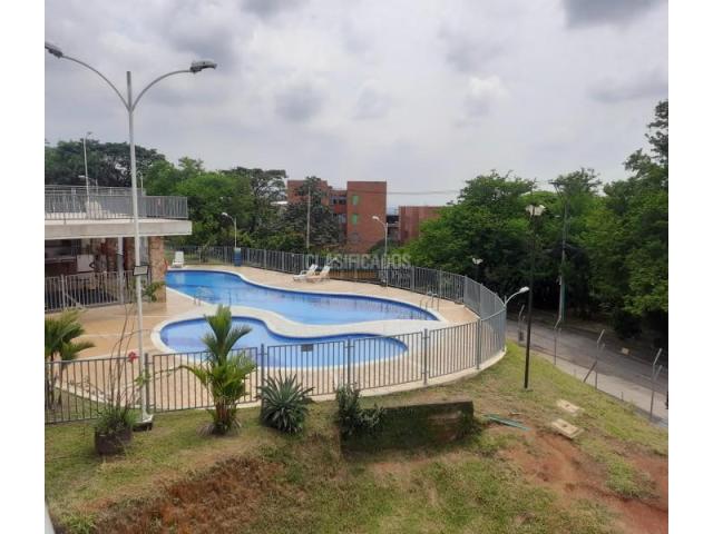 Apartamentos, Venta en Meléndez