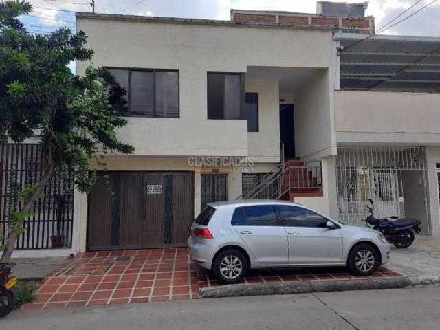 Casas, Alquiler en Junín