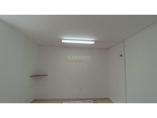 Oficinas y Consultorios, Alquiler en La Flora