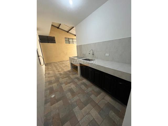Apartamentos, Alquiler en Junín