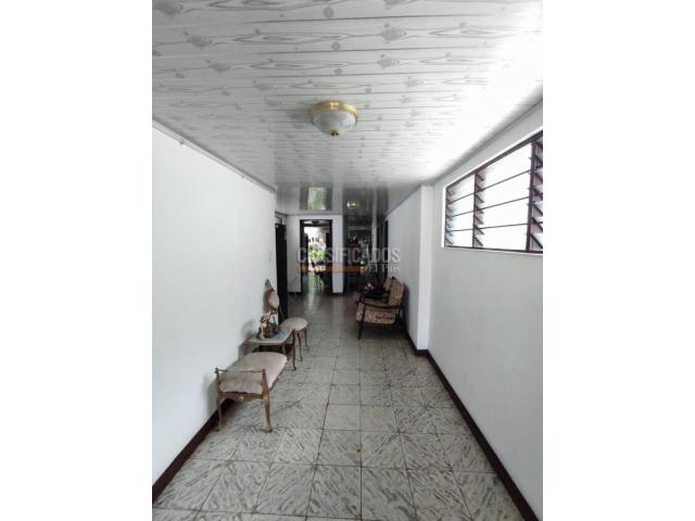 Casas, Venta en El Gran Limonar