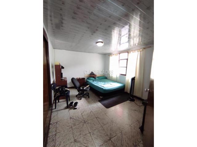 Casas, Venta en El Gran Limonar
