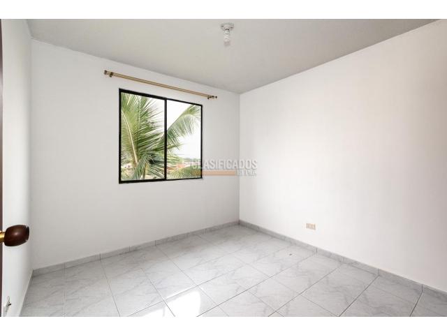 Apartamentos, Venta en Jamundí