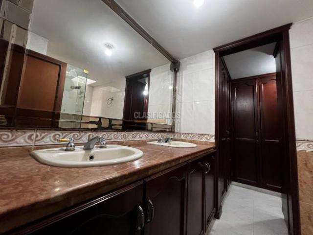 Casas, Venta en El Limonar
