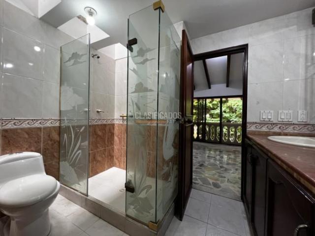Casas, Venta en El Limonar