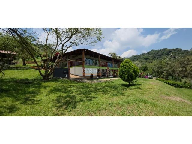 Fincas y Casas Campestres, Venta en La Cumbre