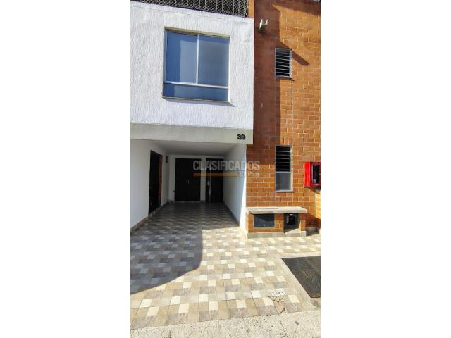 Casas, Venta en Valle del Lili