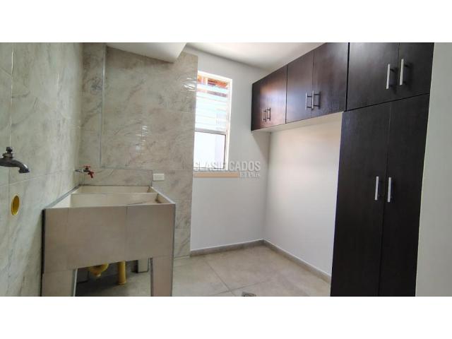 Casas, Venta en Valle del Lili