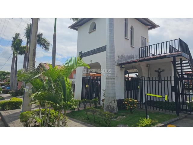 Casas, Alquiler en Palmira