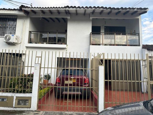 Casas, Venta en El Limonar