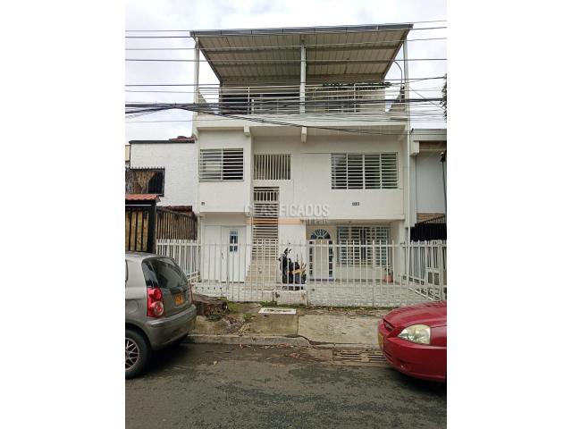 Casas, Venta en El Limonar
