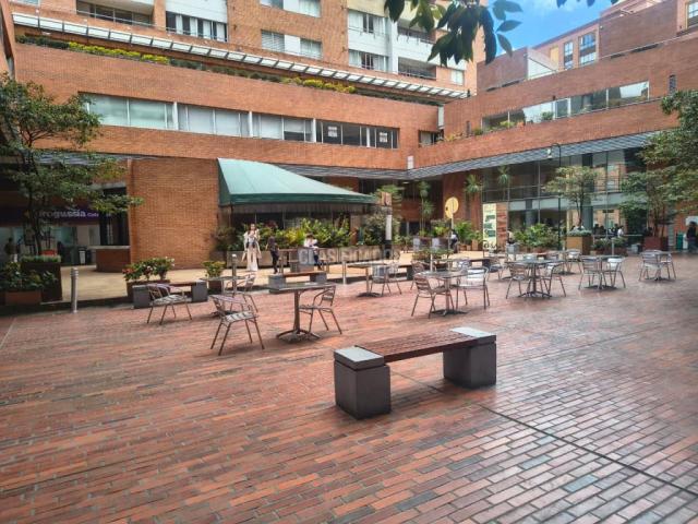 Oficinas y Consultorios, Alquiler en Bogotá